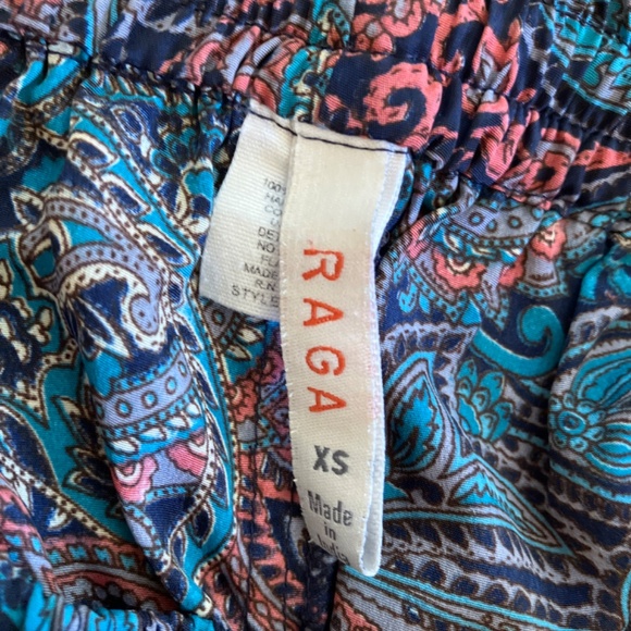 XS Multicolor patterned Raga shorts - Picture 3 of 5